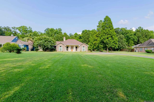 13204 Bluff Rd, Geismar, LA 70734