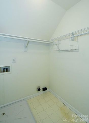 10402 Friarsgate Road, Huntersville, NC 28078