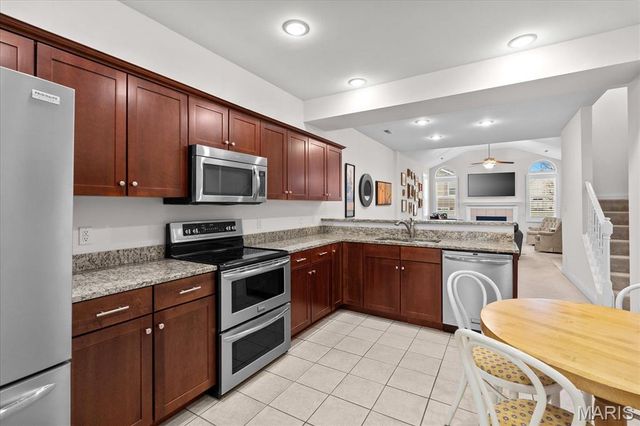 1304 Three Rivers Drive, O'fallon, IL 62269