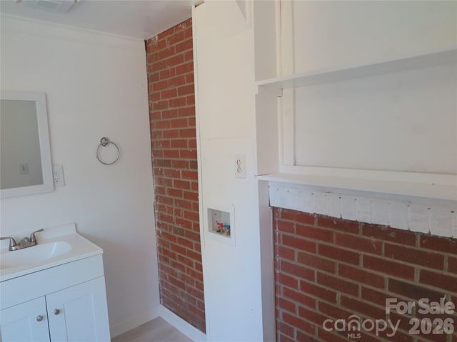 2406 Easton Drive, Shelby, NC 28152