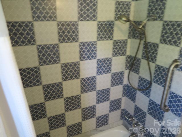 2406 Easton Drive, Shelby, NC 28152