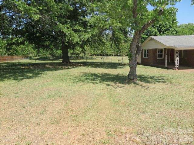 2406 Easton Drive, Shelby, NC 28152