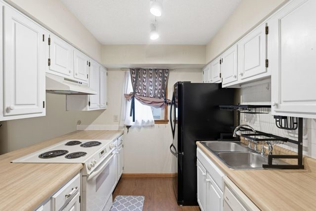 3318 N Amidon Ave, Wichita, KS 67204