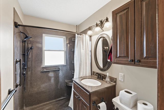 3318 N Amidon Ave, Wichita, KS 67204