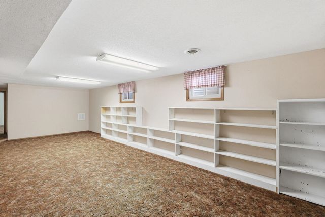 3318 N Amidon Ave, Wichita, KS 67204