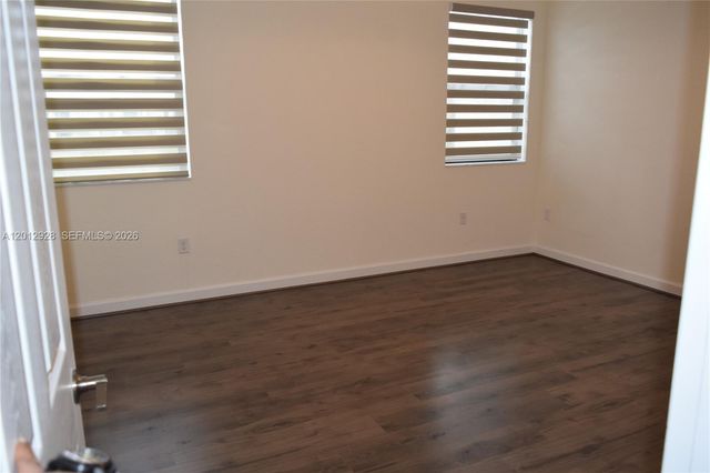 3384 W 100th Ter 3384, Hialeah, FL 33018