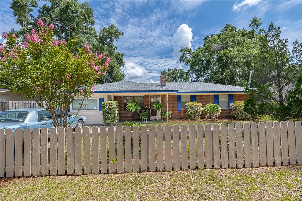 919 Mallery Street, St Simons Island, GA 31522