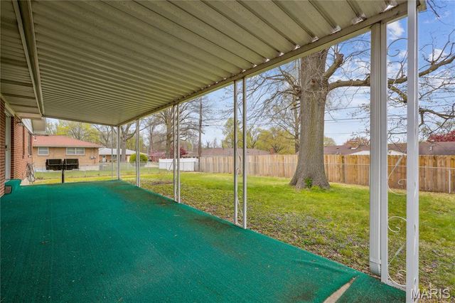 11562 Rock Hampton Drive, St Louis, MO 63138