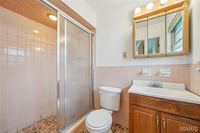 11562 Rock Hampton Drive, St Louis, MO 63138
