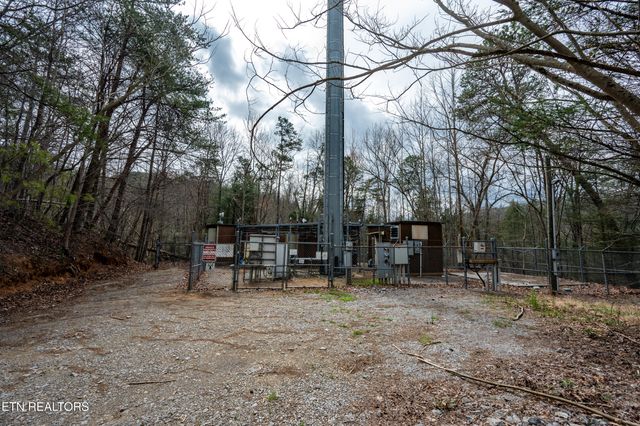 4274 S King Branch Rd, Sevierville, TN 37876