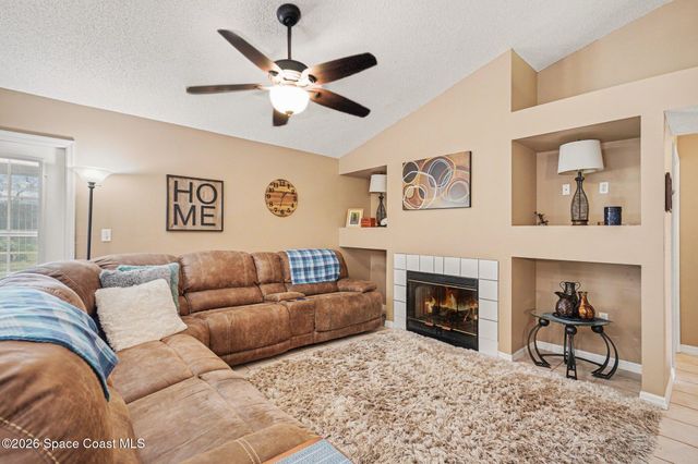 1826 Woodberry Circle, Melbourne, FL 32935