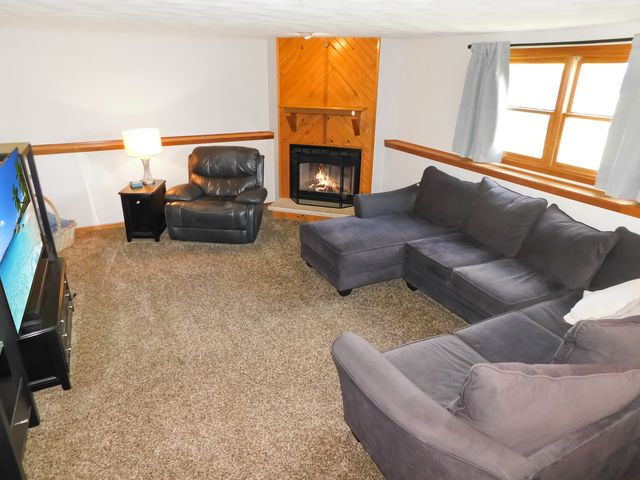 1633 Wildwind Court, Rockton, IL 61072