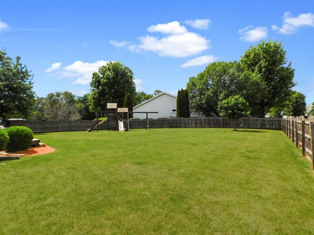 1633 Wildwind Court, Rockton, IL 61072