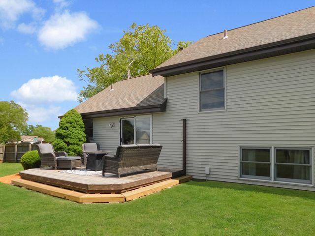 1633 Wildwind Court, Rockton, IL 61072