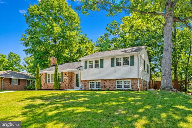 14711 CARLBERN DR, Centreville, VA 20120