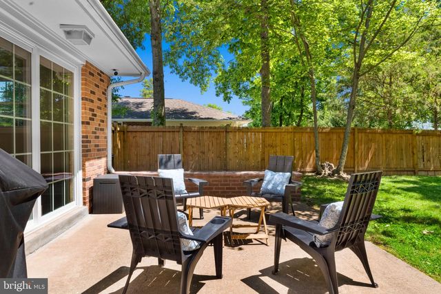 14711 CARLBERN DR, Centreville, VA 20120