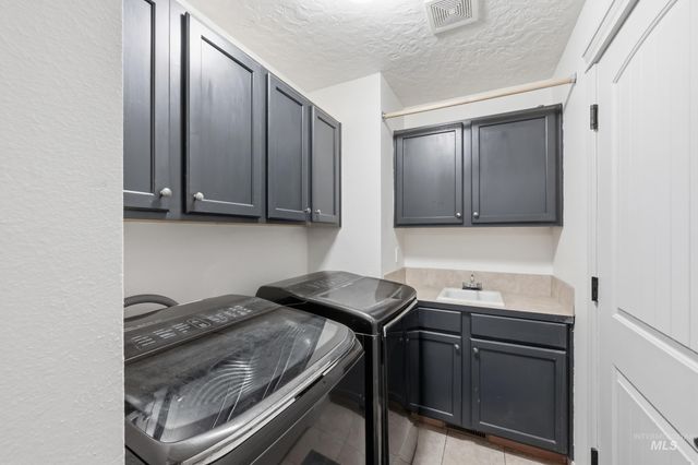 8023 W. Madronawoods Ct, Boise, ID 83709