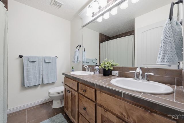 8023 W. Madronawoods Ct, Boise, ID 83709