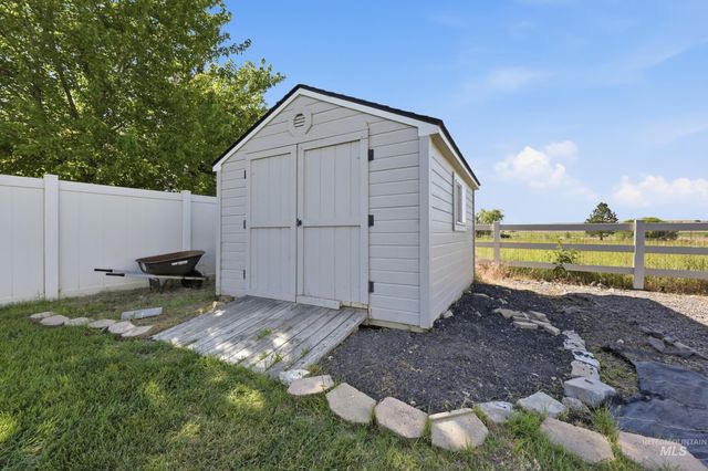 8023 W. Madronawoods Ct, Boise, ID 83709