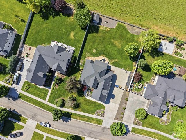 8023 W. Madronawoods Ct, Boise, ID 83709