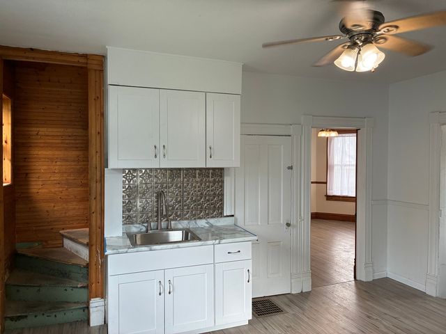 1511 18th Street, Moline, IL 61201