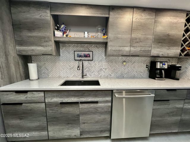 3553 S Via Del Tordo, Green Valley, AZ 85622