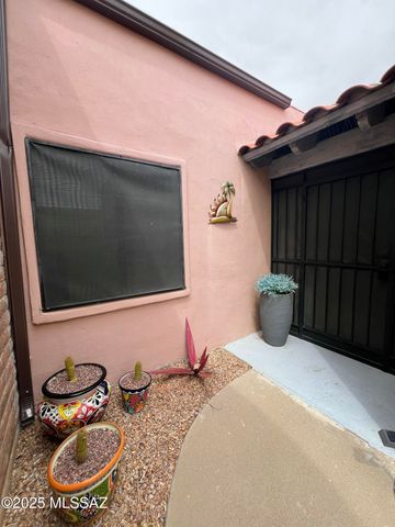 3553 S Via Del Tordo, Green Valley, AZ 85622