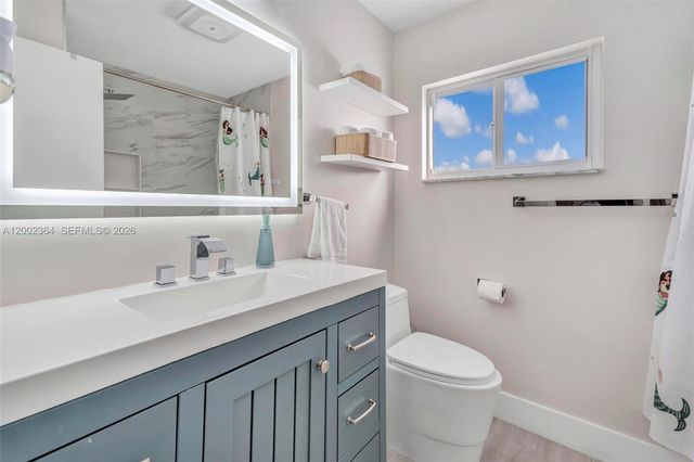 9212 NW 81st Pl, Tamarac, FL 33321