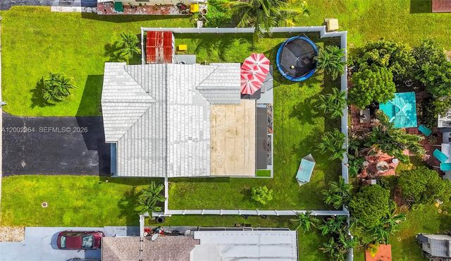 9212 NW 81st Pl, Tamarac, FL 33321