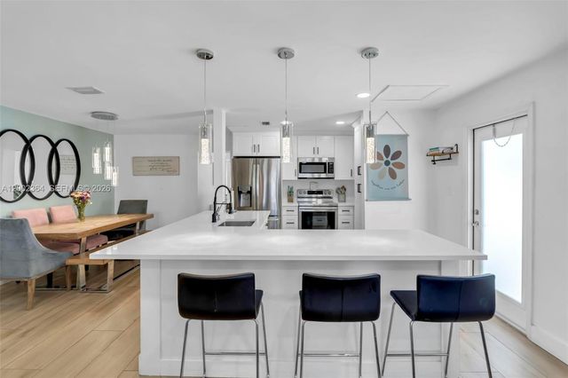 9212 NW 81st Pl, Tamarac, FL 33321