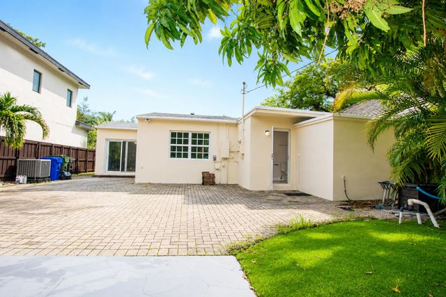 1512 SW 24th Street, Fort Lauderdale, FL 33315