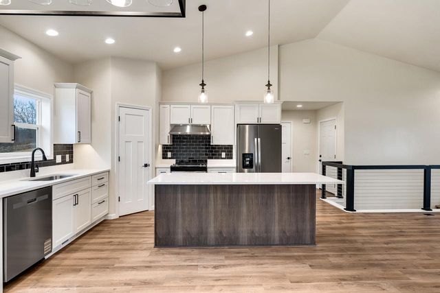 270 Southern DRIVE, Holmen, WI 54636