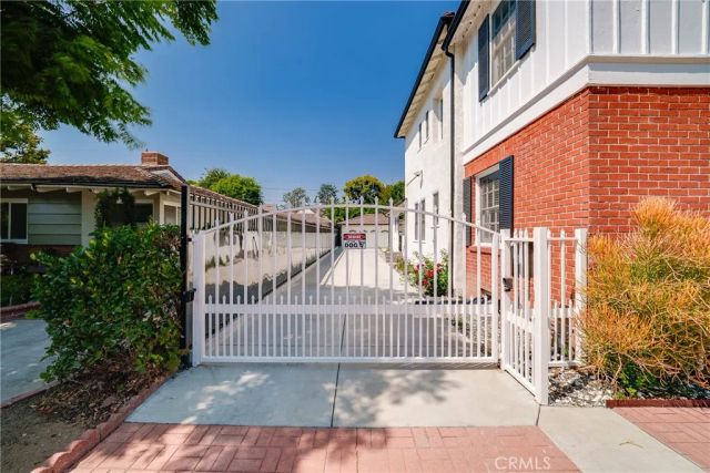 2245 E California, San Marino, CA 91108
