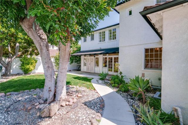 2245 E California, San Marino, CA 91108