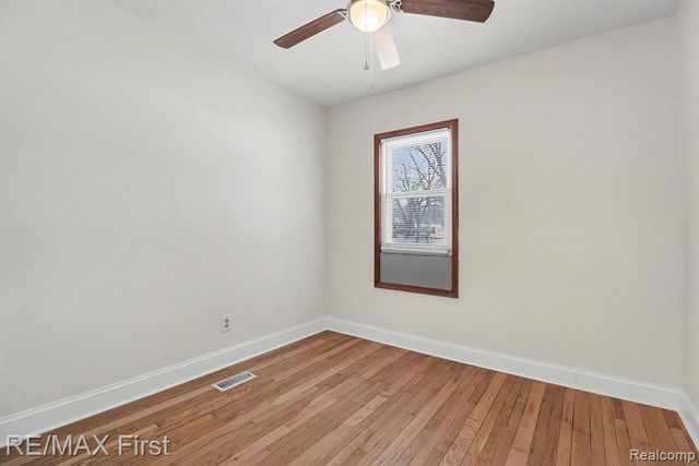 1302 Owana Avenue, Royal Oak, MI 48067