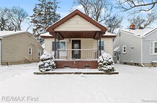 1302 Owana Avenue, Royal Oak, MI 48067