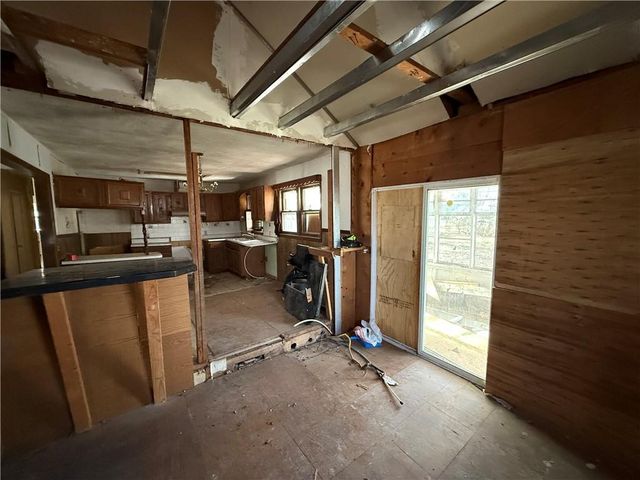 10802 Bennington Avenue, Kansas City, MO 64134