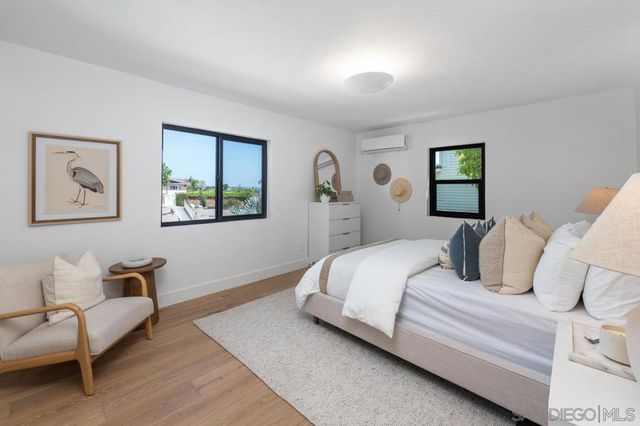1897 Malden St, San Diego, CA 92109
