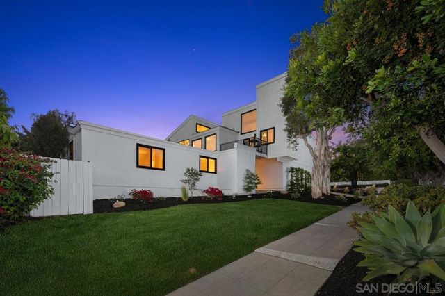 1897 Malden St, San Diego, CA 92109