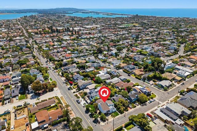 1897 Malden St, San Diego, CA 92109