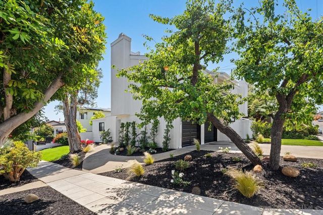 1897 Malden St, San Diego, CA 92109