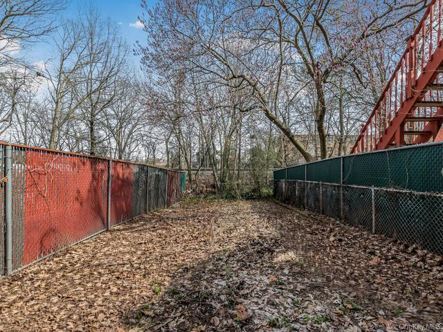 2578 Stedman Place, Bronx, NY 10469