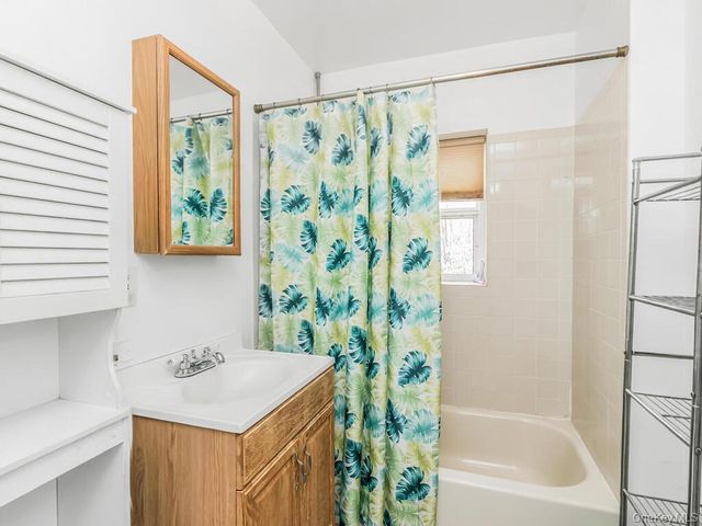 2578 Stedman Place, Bronx, NY 10469