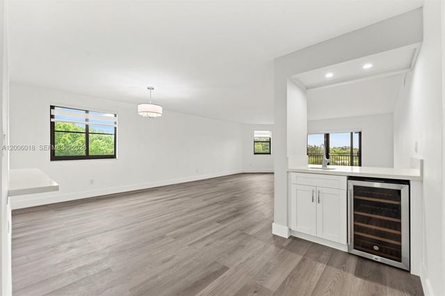 16171 Blatt Blvd 401, Weston, FL 33326