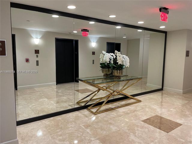 10 Aragon Ave 1412, Coral Gables, FL 33134