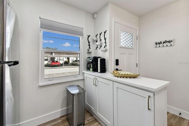 9032 MISSION OAKS BOULEVARD F, Seminole, FL 33776