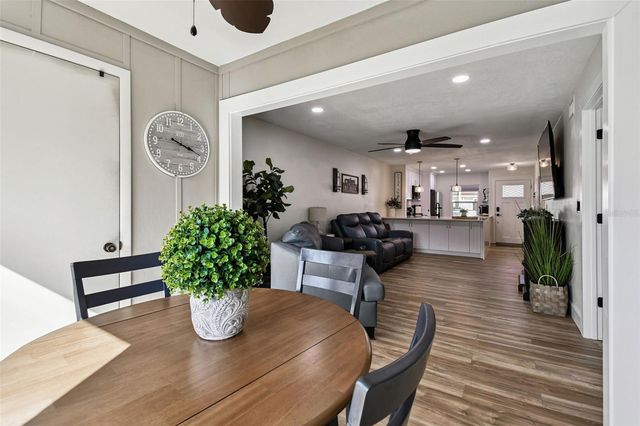 9032 MISSION OAKS BOULEVARD F, Seminole, FL 33776