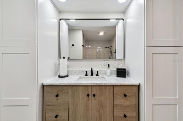 9032 MISSION OAKS BOULEVARD F, Seminole, FL 33776