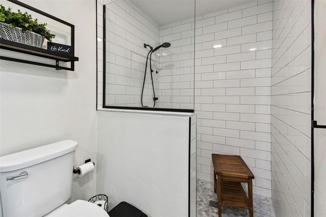 9032 MISSION OAKS BOULEVARD F, Seminole, FL 33776