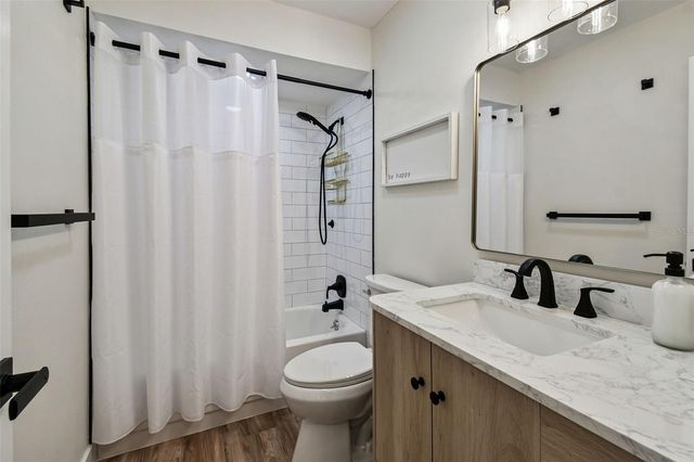 9032 MISSION OAKS BOULEVARD F, Seminole, FL 33776